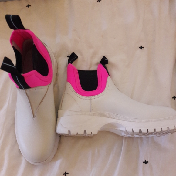 Prada Chelsea Boot - Picture 3 of 4